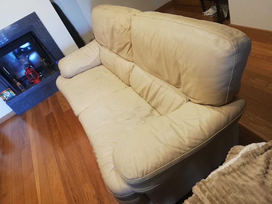Sofá 3 Lugares | Pele búfalo | Elevada Qualidade