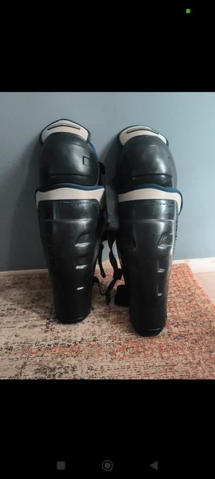 Ochraniacze na Golenia OPUS