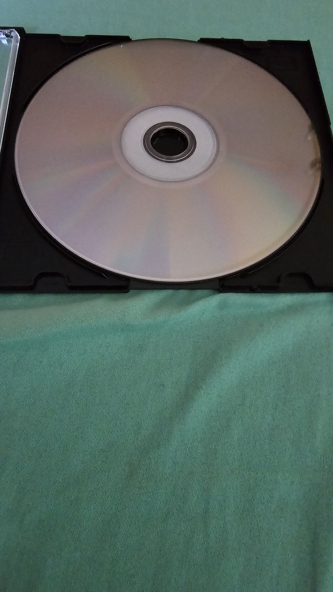 Sama płyta z gazety cd-action nr. 140 z grami , dema , programy I inne