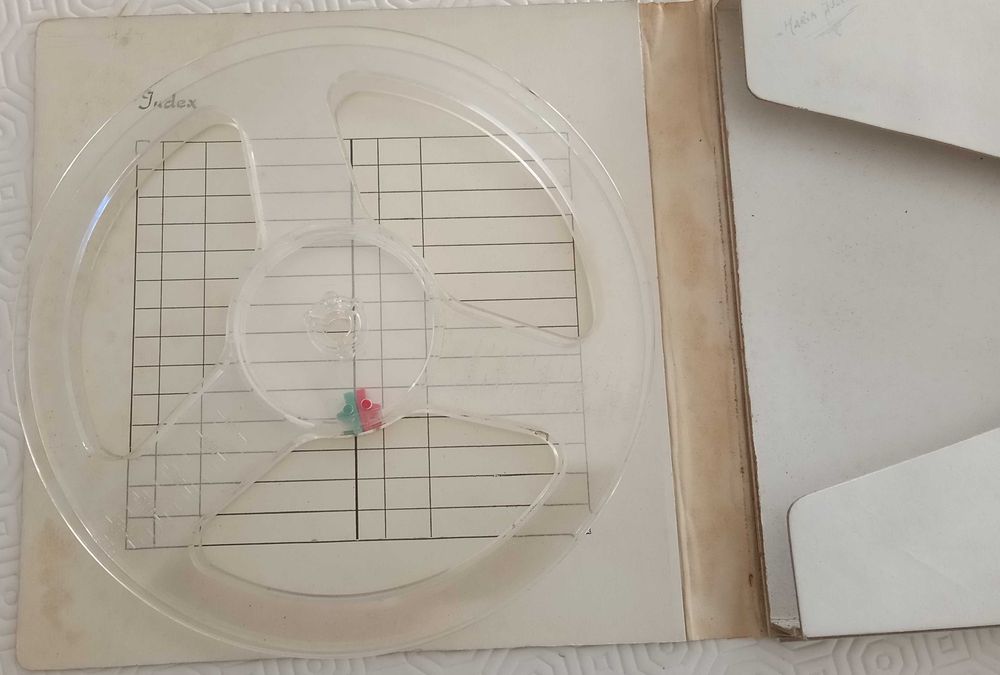 Bobine fita áudio/vídeo, cx vazia, 2 un, lote por 5€