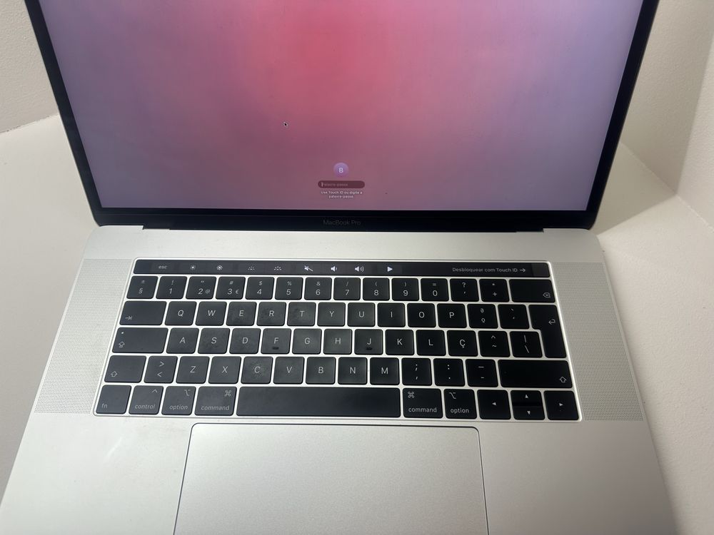 MacBook Pro 15,4 16G RAM