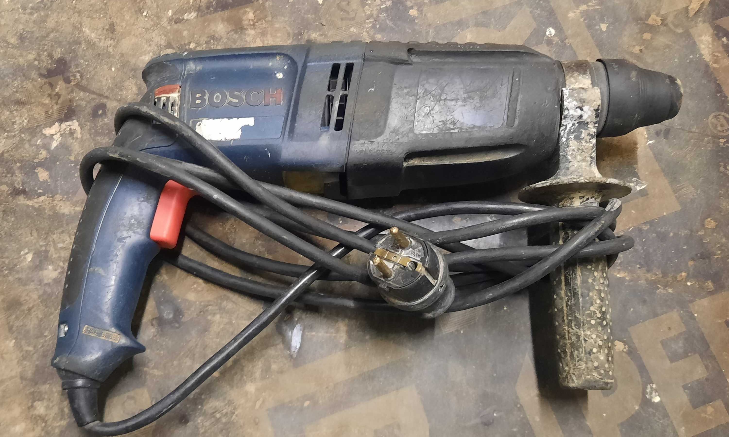 Młotowiertarka Bosch 2-26 DRE 800W