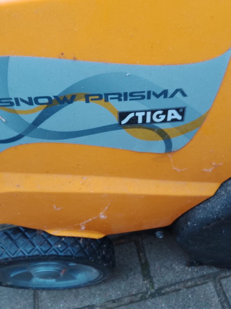 Sprzedam odśnieżarkę Stiga
