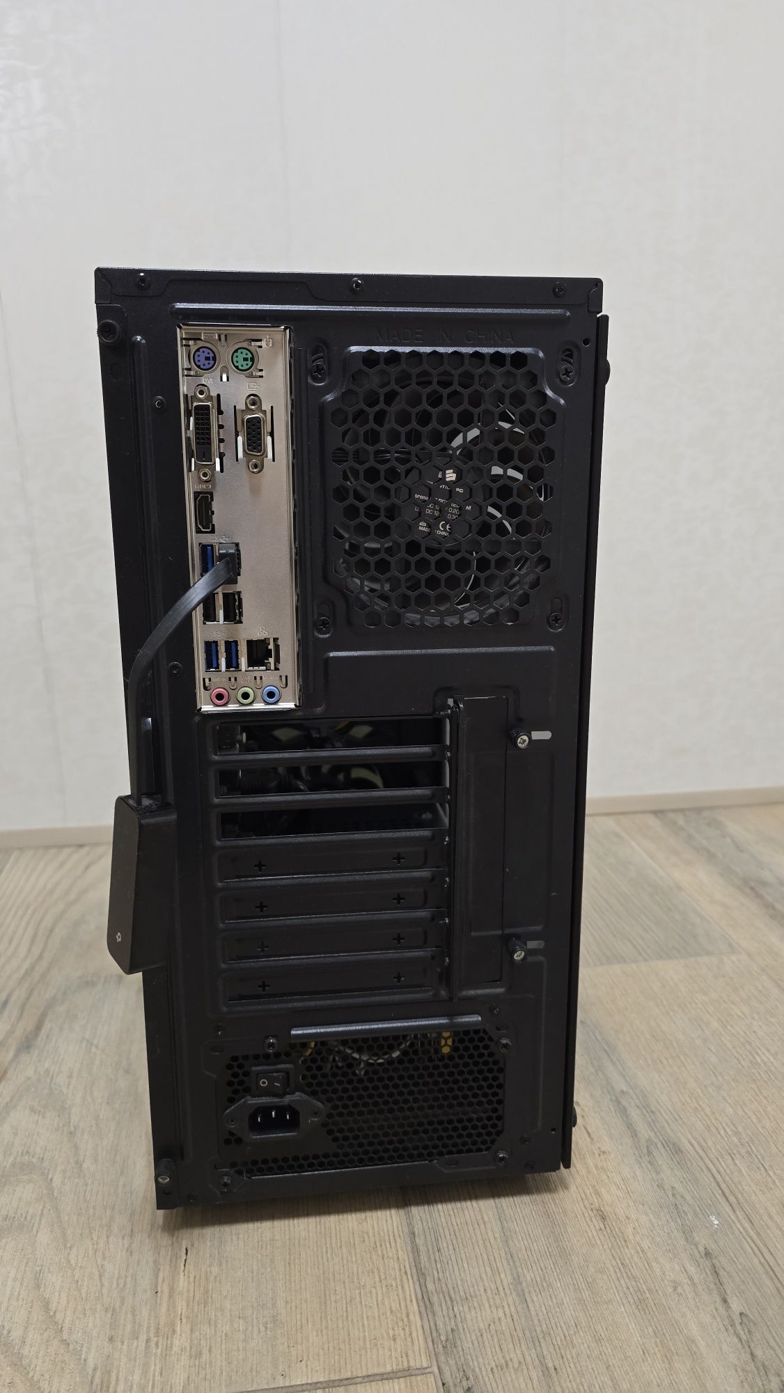 Komputer Ryzen 3 3200G