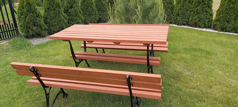 meble ogrodowe na żeliwnych nogach