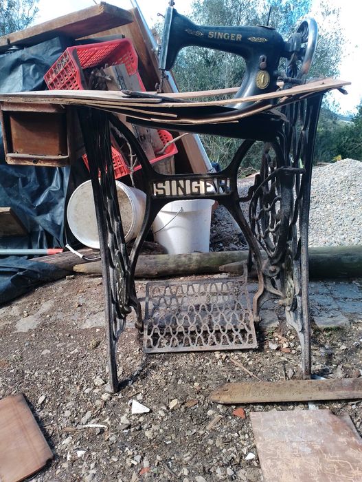 Maquina de costura SINGER
