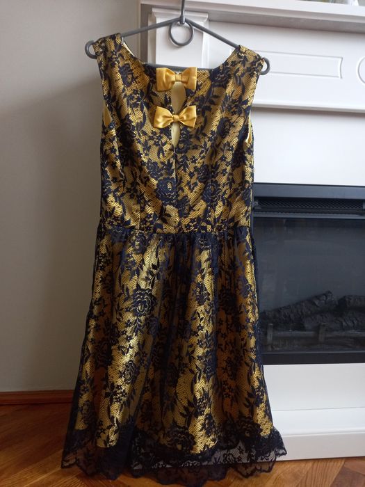 РозродажСвяткова біла сукня плат 42,40 38, шифон мережка атлас