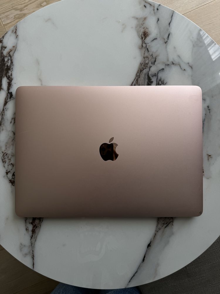 Apple MacBook Air