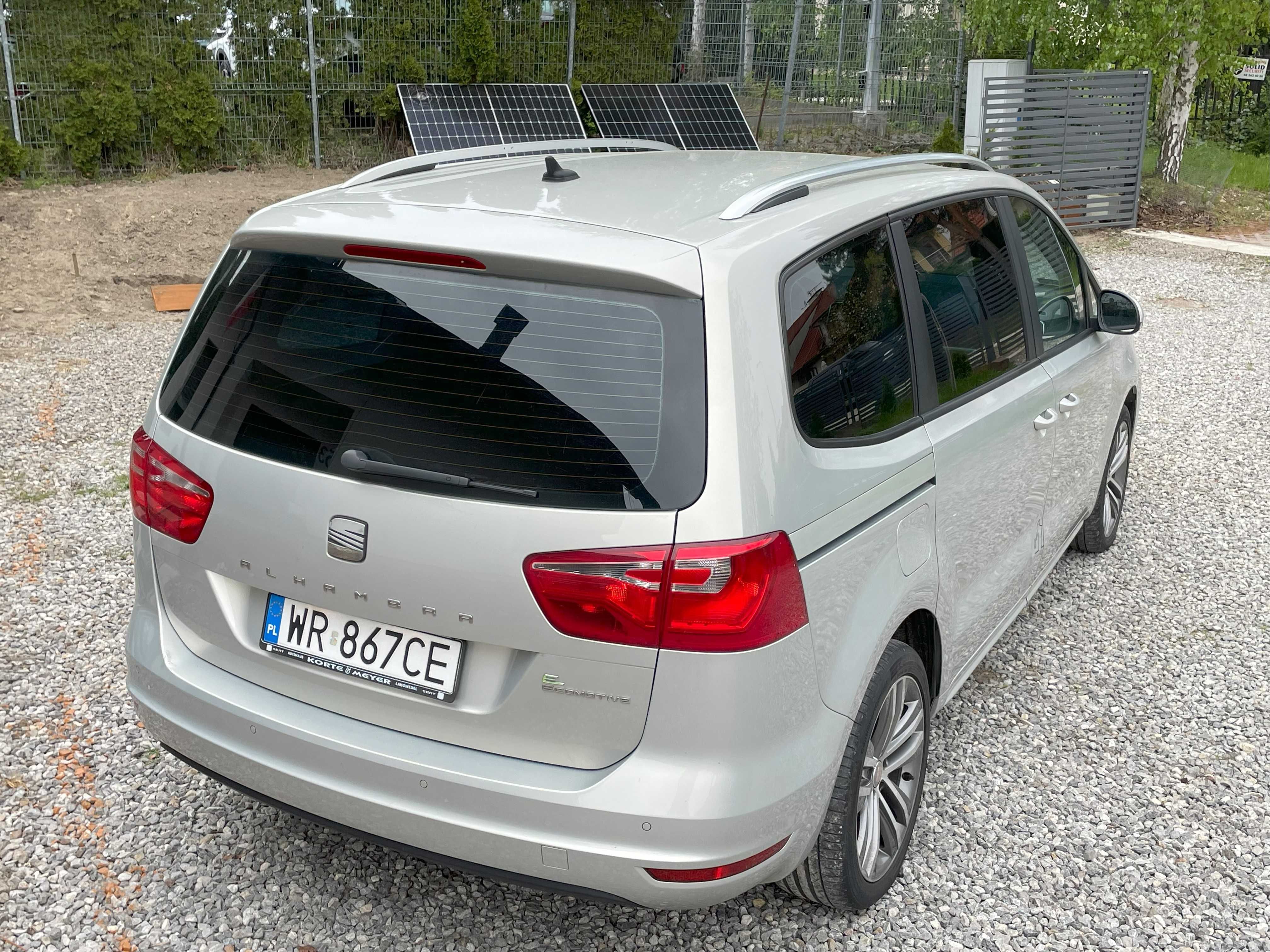 Seat Alhambra typ Sharan 7N, 7 os., b. wyposażenie skóra bi-xenon