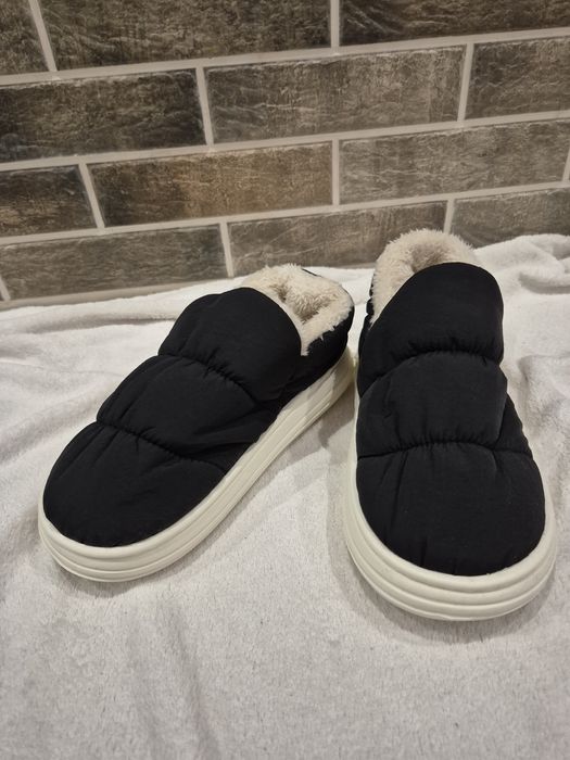 Зимове стильне взуття