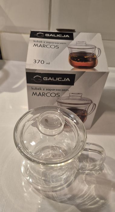 Kubek z zaparzaczem