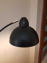 Lampa podłogowa czarna