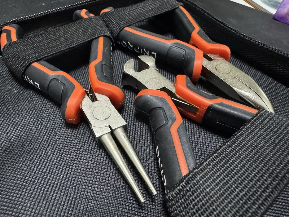 Набір шарнірно-губцевого інструменту Dnipro-M для точних робіт