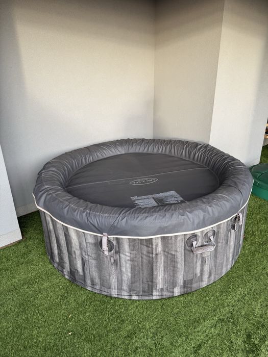 Jacuzzi Lay-Z-Spa Bahamas