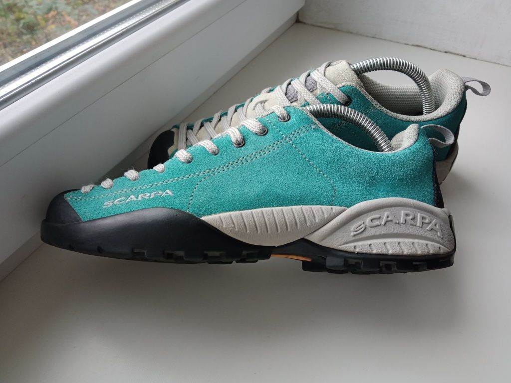 SCARPA Mojito трекінгові кросівки р.37. Vibram