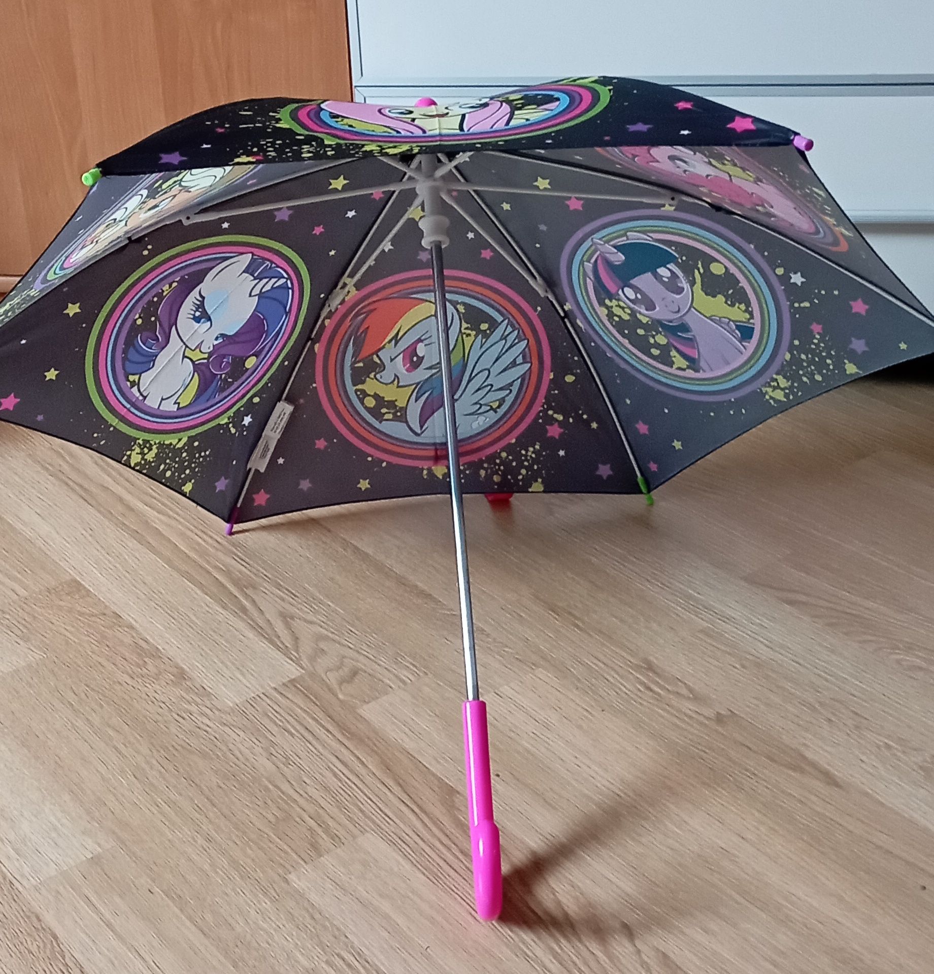 Kurtka przeciwdeszczowa plus parasol