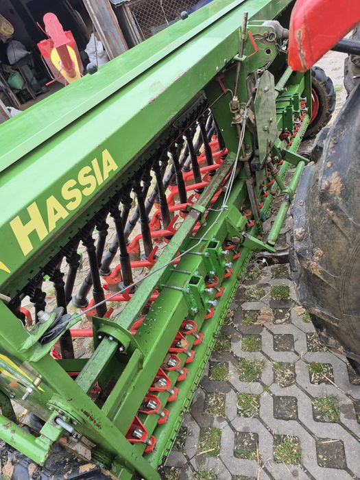 Siewnik zbożowy Hassia DKL300