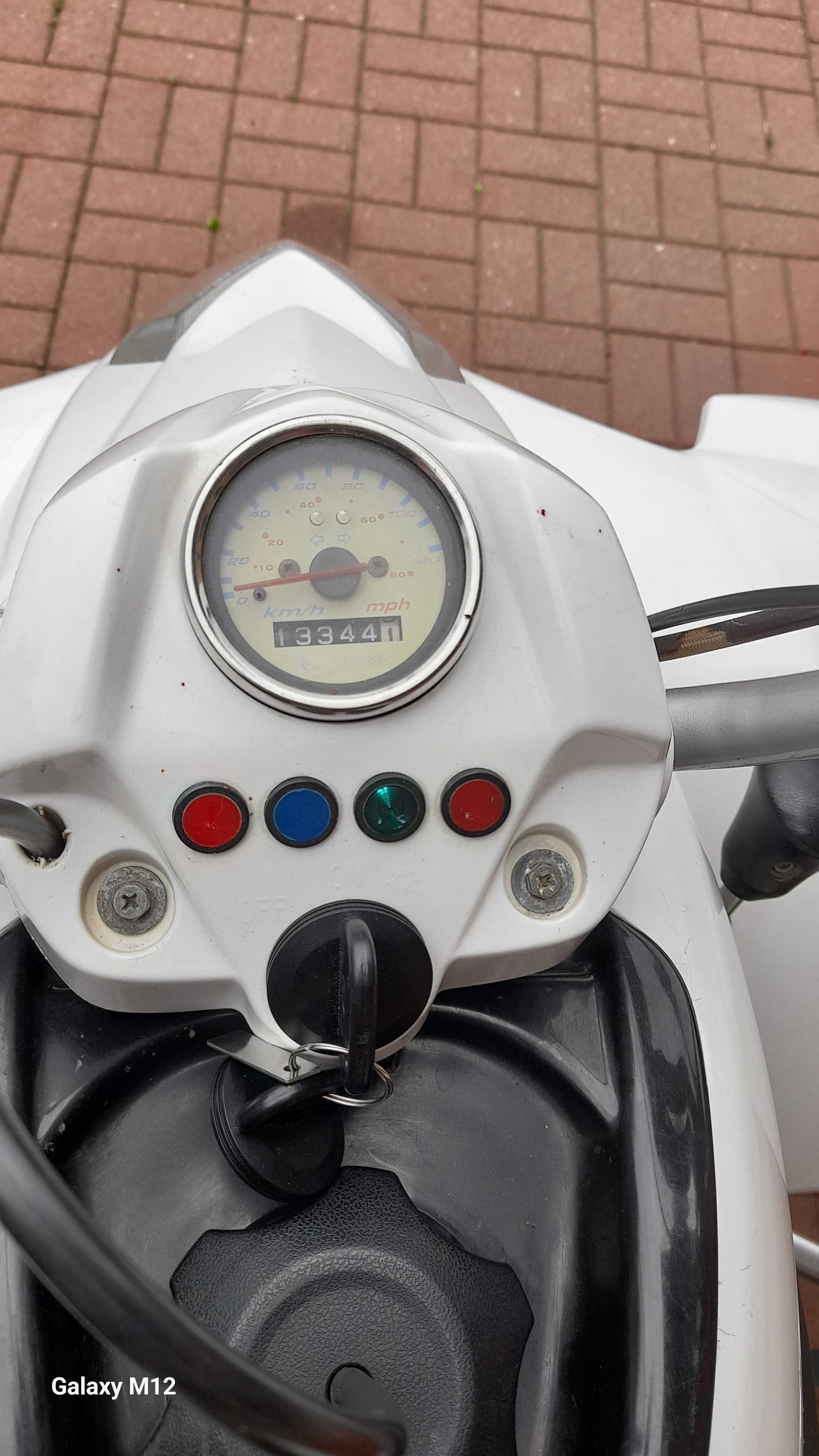 Quad kymco maxxer 300 .2011r