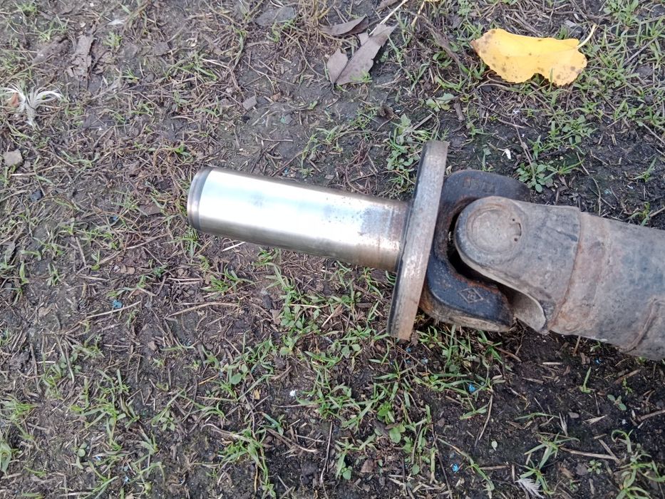 Кардан Карданний вал Ніссан Терано 2 2.7 дизель