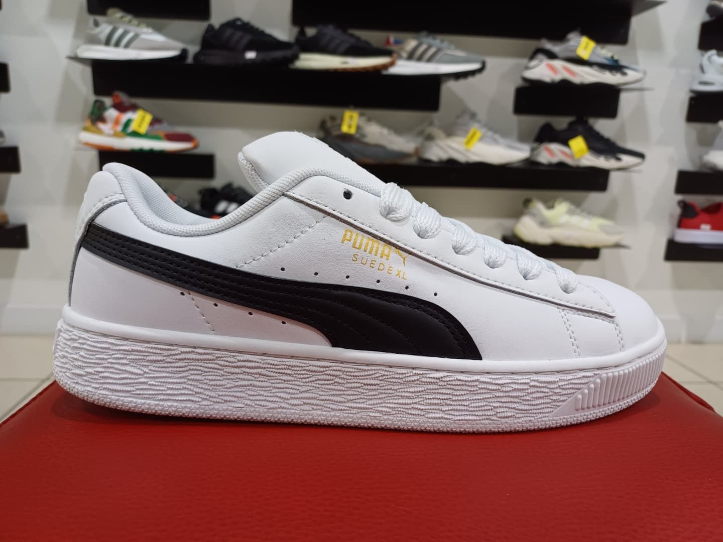Кросівки чоловічі Puma Suede XL