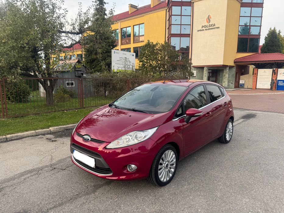 Ford Fiesta mk7 benzyna 5d Titanium Alu 16 Klima Chrom czujniki Kielce