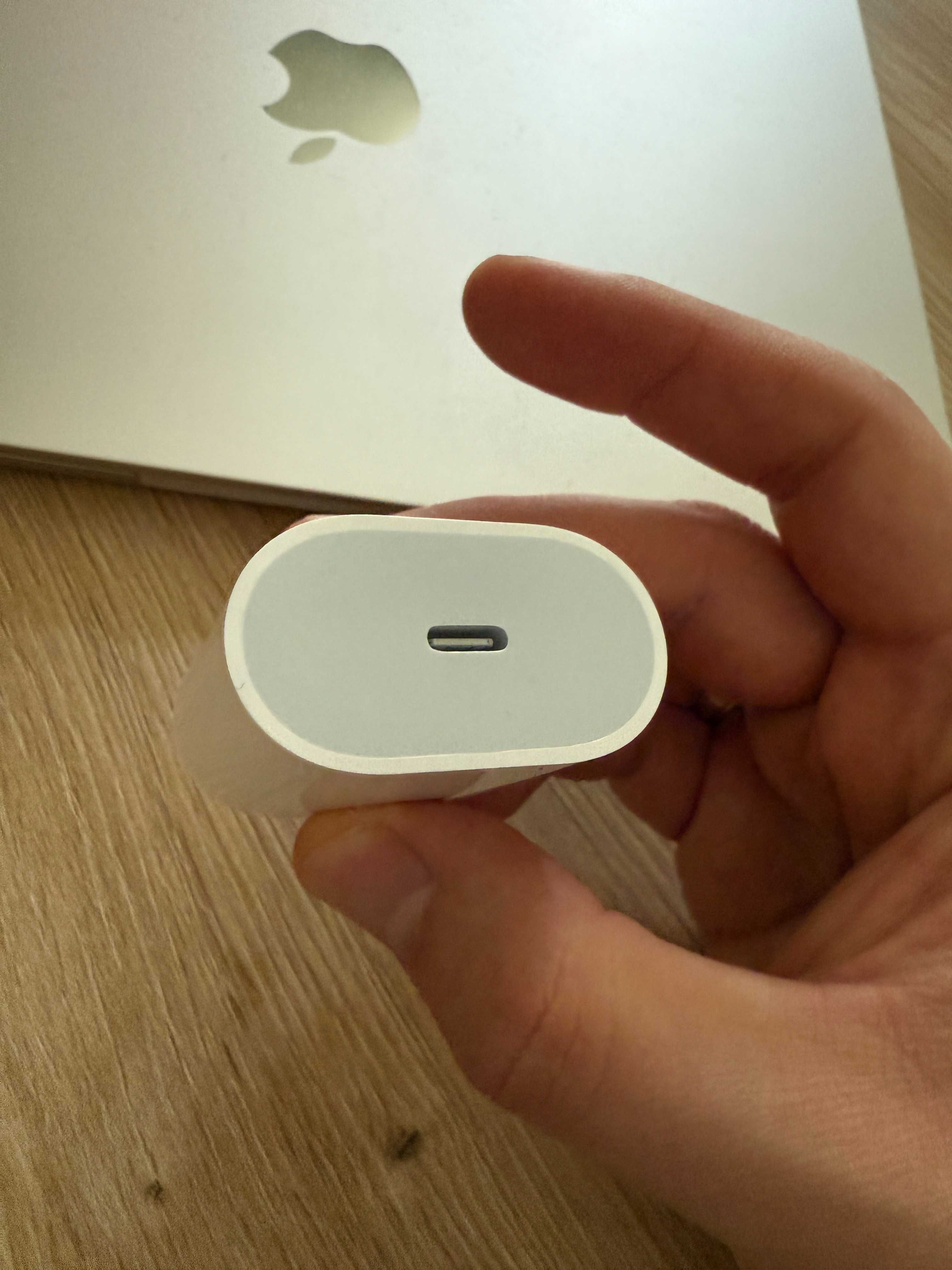 Oryginalny nowy adapter zasilacz ładowarka kostka Apple iPhone 20W