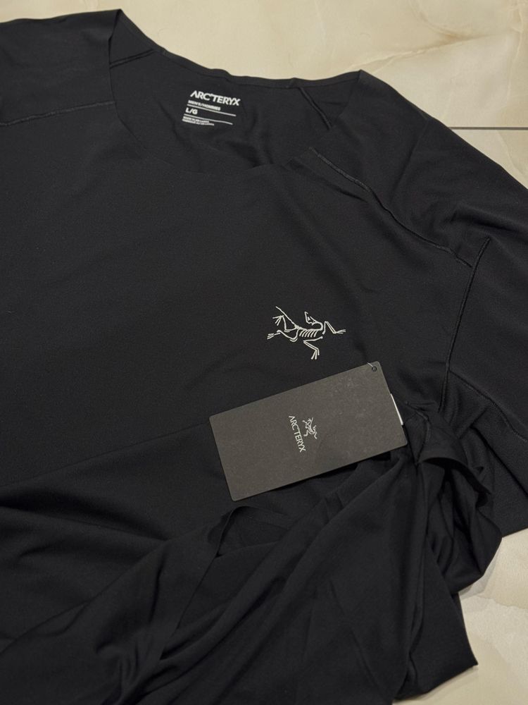 Футболка Arc'teryx Norvan Downword Logo SS оригінал оригинал