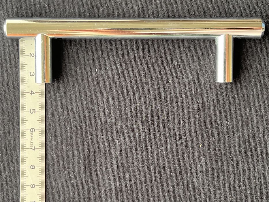 Puxadores de armário em inox maciço