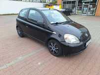 Toyota Yaris     2003