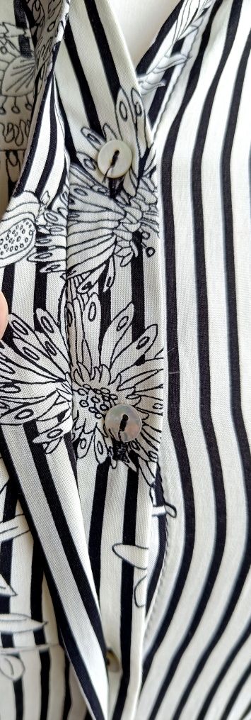 Stradivarius koszula damska L biust 53x2 kwiaty pasku urocza elegancka