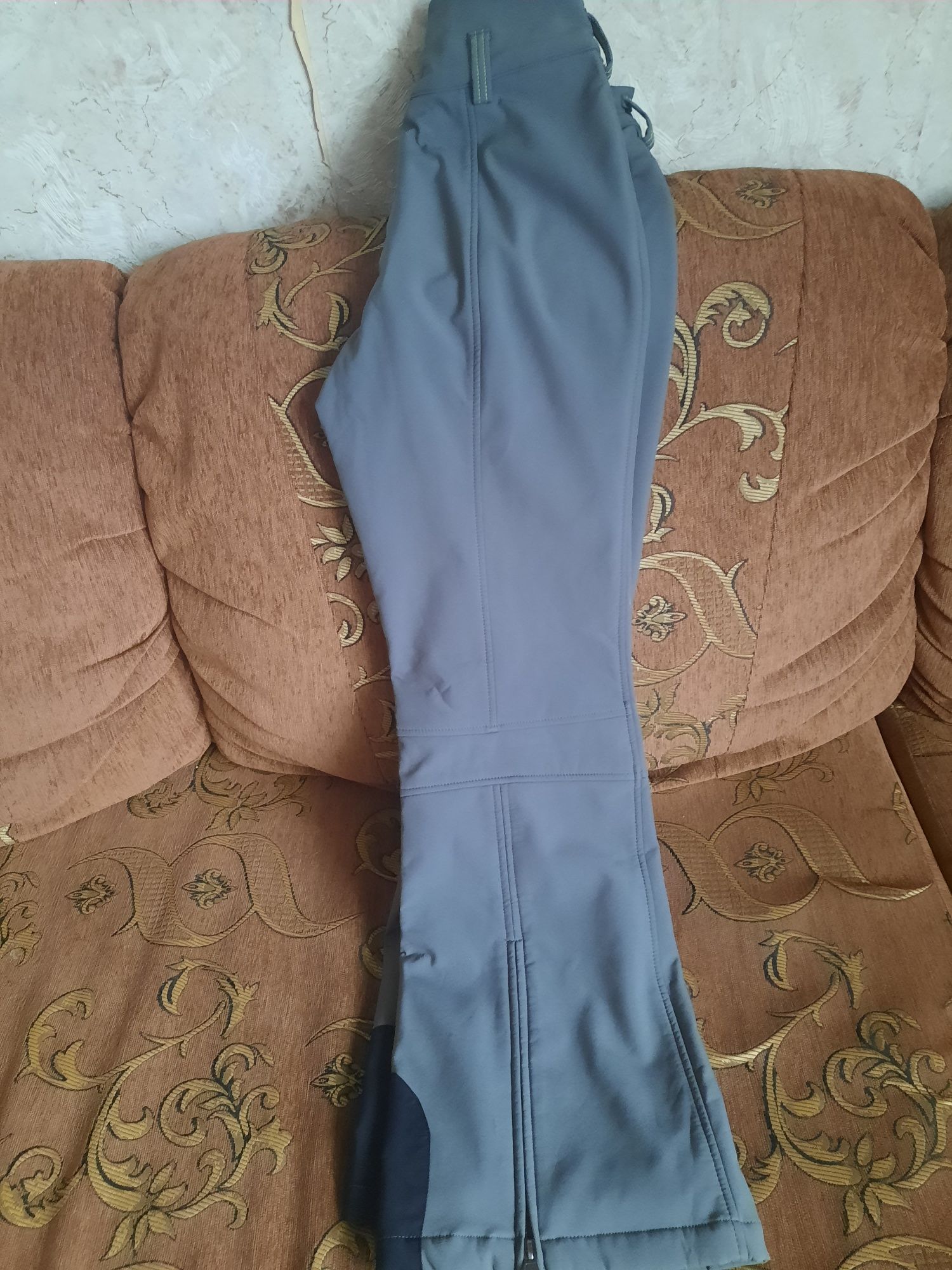 Утепленные брюки женские