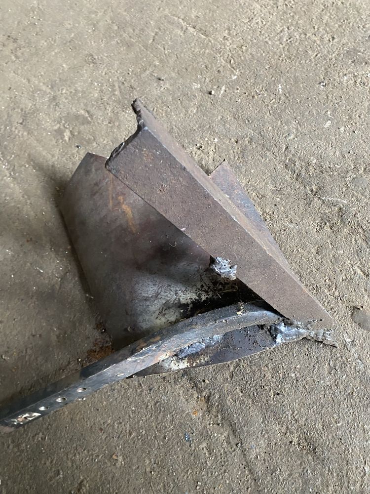 Плуг до мотоблока або мінітрактора