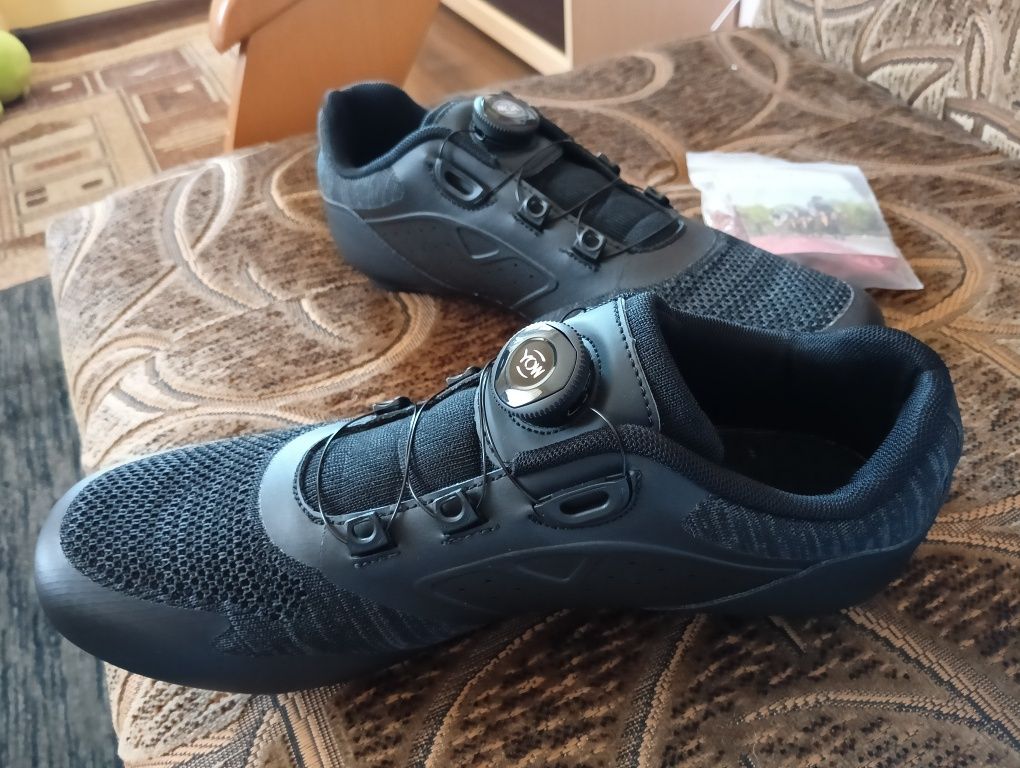 Buty rowerowe nowe