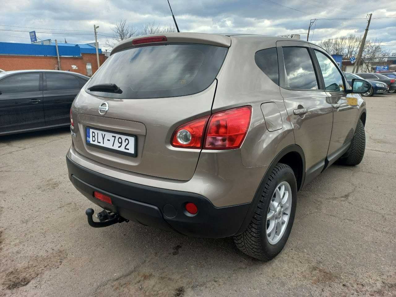 Продам Nissan Qashqai