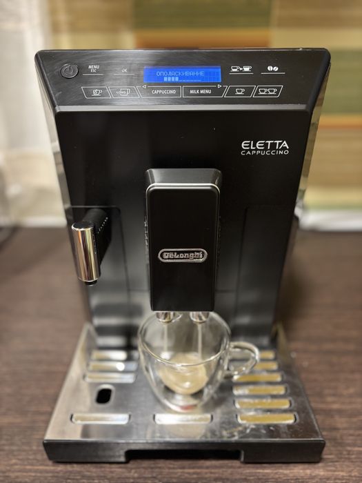 Delonghi Eletta cappuccino кавомашина б/в