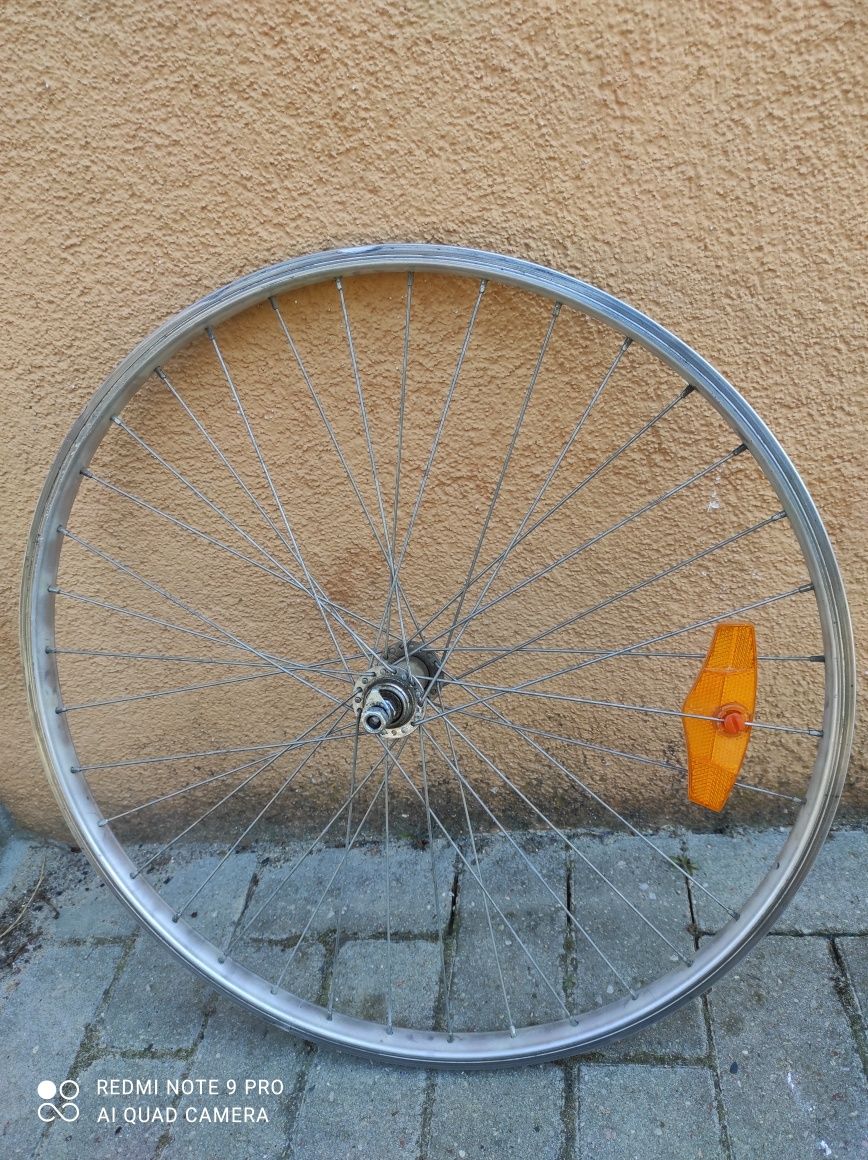 Mam na sprzedaż obręcze 26