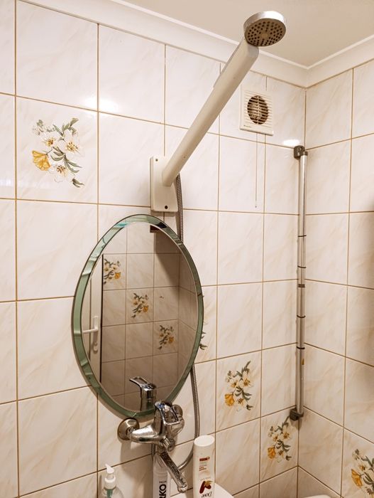 Посуточно квартира .  Жд  Вокзал .Привоз Богдана Хмельницкого 11