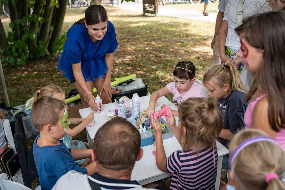 Dmuchańce / Animacje dla dzieci / wata cukrowa / namioty ogrodowe