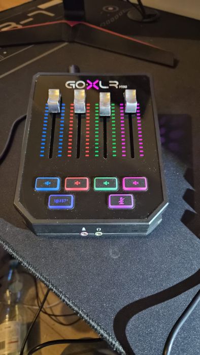 TC helicon go xlr mini