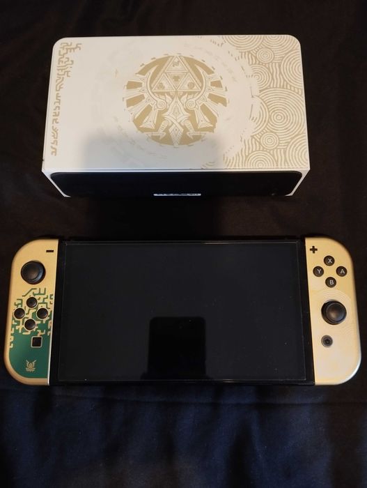 Nintendo Switch OLED Zelda + Capa Zelda