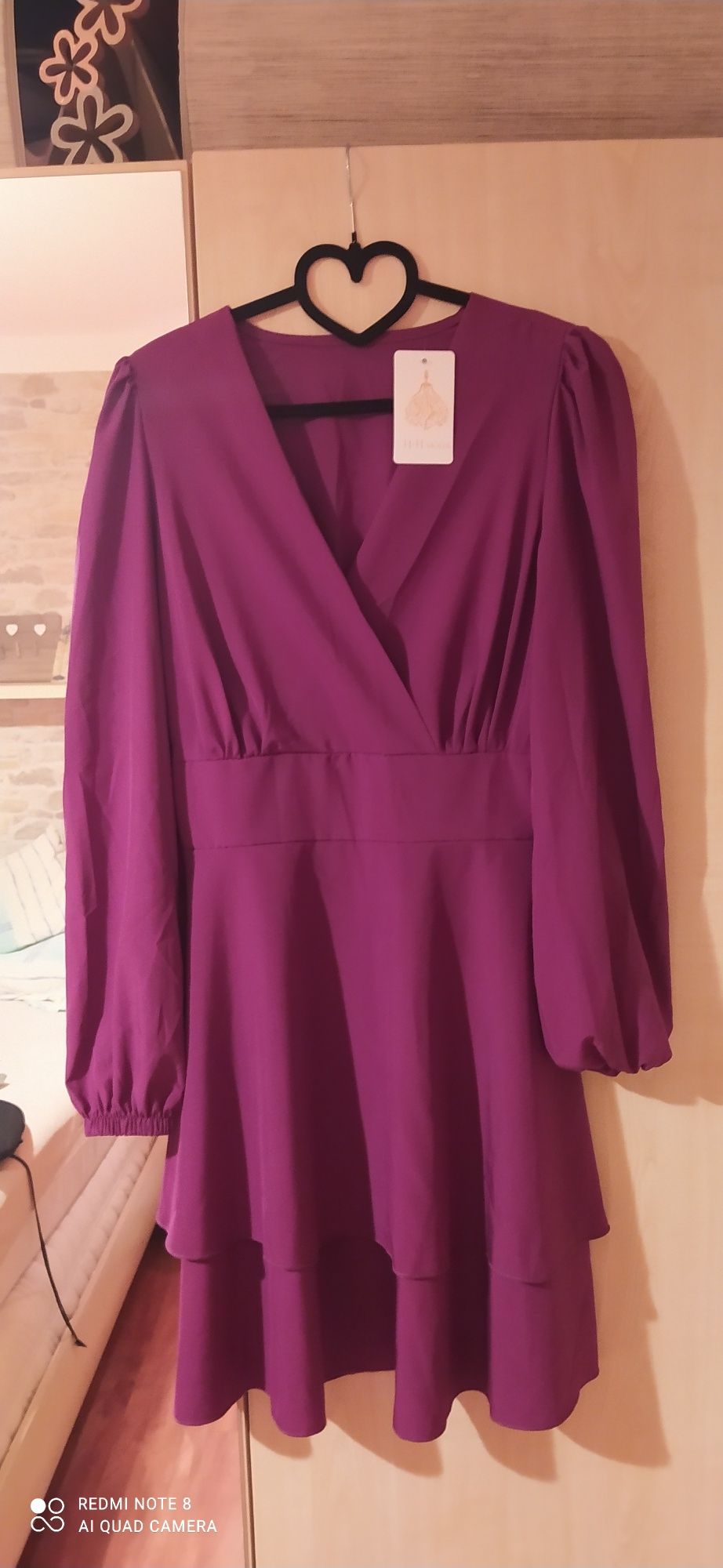 Nowa sukienka włoska, rozmiar uniwersalny M, piękny fiolet