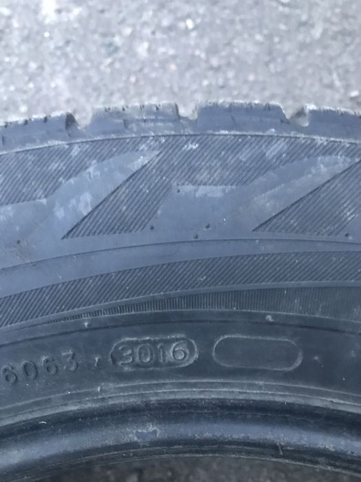 Зимова резина комплект Nokian 225/60 R17