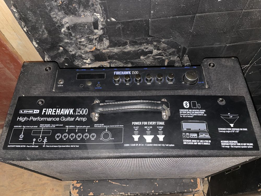 Line 6 Firehawk 1500 (комбік, паверкаб, процесор)