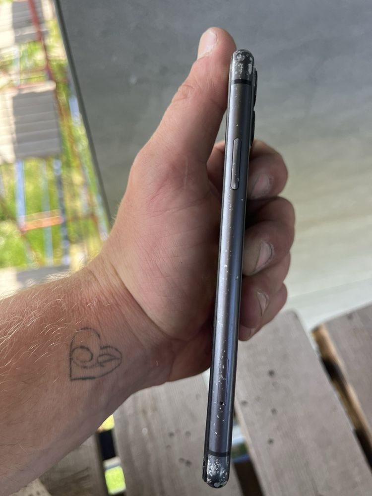 Iphone 11 на запчастини (ціна договірна)