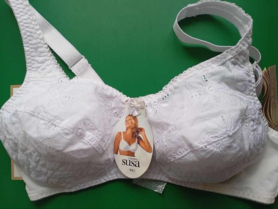 Новий бюстгальтер білий 90D,  95E/XXXL