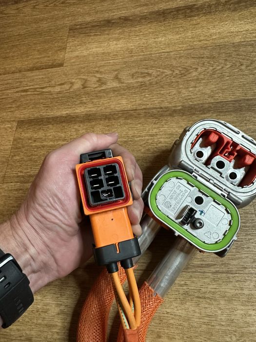 Порт зарядки CCS2 з проводкою + ретрофіт Tesla Model 3/Y