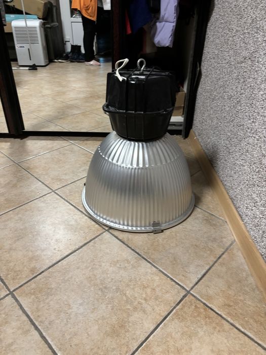 Lampa przemysłowa 230v halogen reflektor parę sztuk