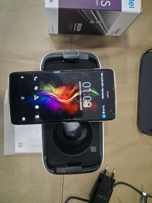 Óculos vr IDOL4S ALCATEL com telemóvel