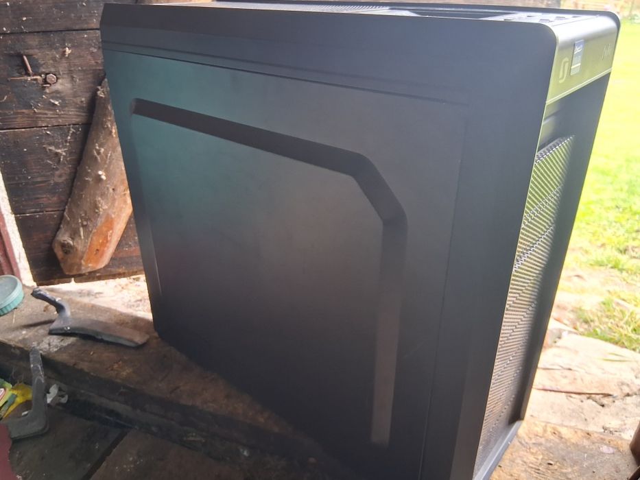 Obudowa pc silentium 3 wentylatory