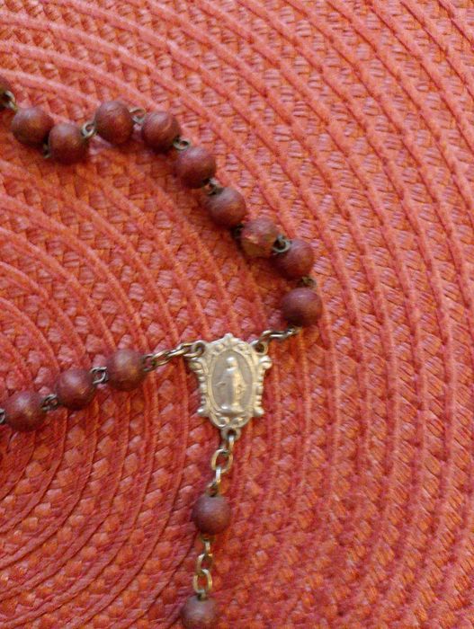 Różaniec, drewno-metal, lata 70, PRL.